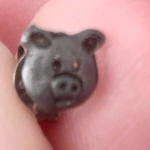 VINTAGE PIG SILVER STUD ONE EARRING PIERCED HOG BIKER